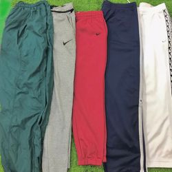 Pantaloni da allenamento Nike premium classici