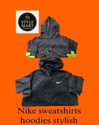 Sweatshirts à capuche Nike SM81