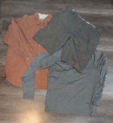 1410 - Columbia, Chemises T-shirts Pantalon & Shor..