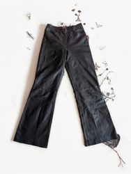 Ladies leather pants 25 pieces