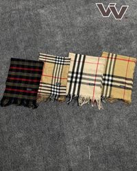 Cachecóis Burberry #2025