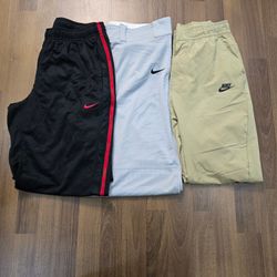AV-0541 Nike Track Pants