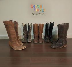 06 - Vintage Western Style Cowboy Boots