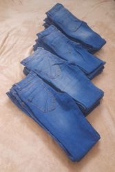 Jeans de mezclilla para niñas