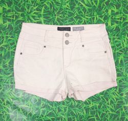 Stili Casual e Y2K da Donna Corti