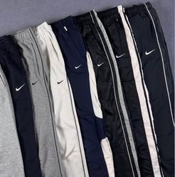 Pantalons de survêtement Nike vintage authentiques..