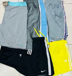 Shorts de marca mixta