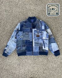 Chaqueta bomber de mezclilla reciclada sin desperd..