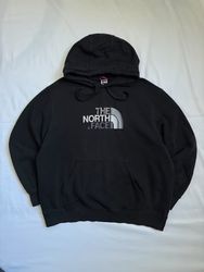 Moletões da marca The North Face ———— 36 peças