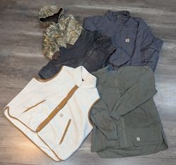 1674 - Carhartt Jackets
