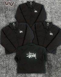 Chaquetas negras Detroit reeditadas de Stussy #251..