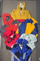 Die North Face & Columbia & Patagonia Windbreakerj..