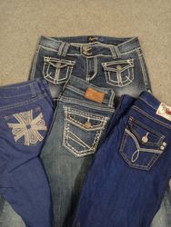 #219 Ladies Y2k Embroidered Flared Jeans