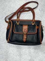 「Dooney Bourke bag」