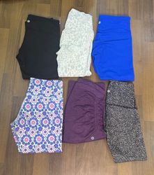 AV-0559 Lululemon Capri Pants