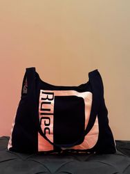 Bolsa de Esporte Upcycle
