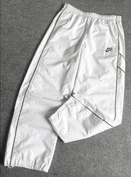 特別な本物のヴィンテージナイキトラックパンツ ✨