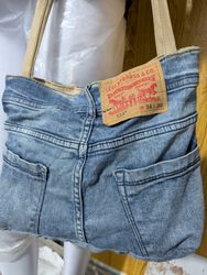 Upcycle Levi's pouch bag