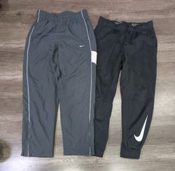 1799 - Nike Pantaloni