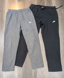 1824 - Nike Trousers