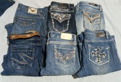 デザイナージーンズ - ブランドにはYMI、Silver、Graceなどが含まれます