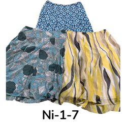 Jupes en poly (Ni_01_07)