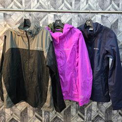 AV-0578 Columbia Windbreakers