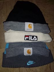 7 PCs Carhartt Nike and mixed brands bea..