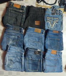 DIESEL ET AUTRES MARQUES MIXTES JEANS