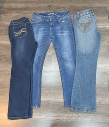 「1908 - ブランドなし刺繍フレアジーンズ」