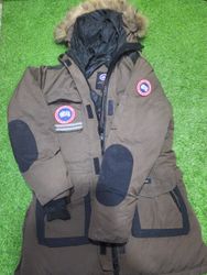 Giubbotti Puffer Canada Goose – Grado Premium