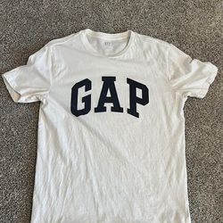 Gap Tシャツ