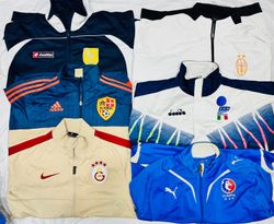 Fußballvereins-Trainingsjacke