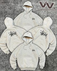 Pullover à capuche gris de style retravaillé Stuss..