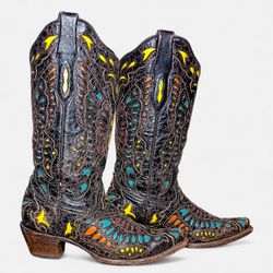 SA#389 Corral-Laredo-Ariat e mais botas de cowboy ..