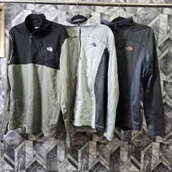 AV-0614 The North Face Track Top
