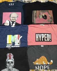 Camisa T impressa sem marca