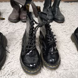 DR. MARTENS BOOTS & SHOES - BUNDLE 01