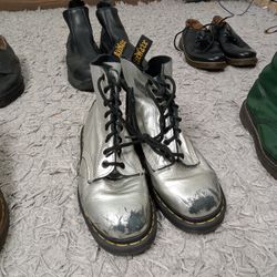 DR. MARTENS BOOTS & SHOES - BUNDLE 03