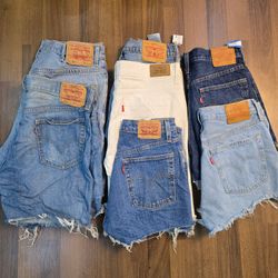 AV-0636 Levi's Denim Shorts