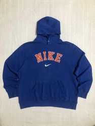 ナイキ フーディ