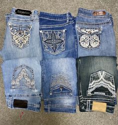 Jeans ricamati Y2K
