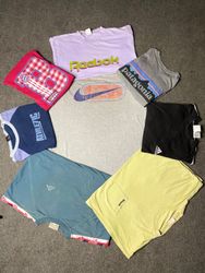 Vintage Mix Brand Crew Neck T_Shirts 43 pcs