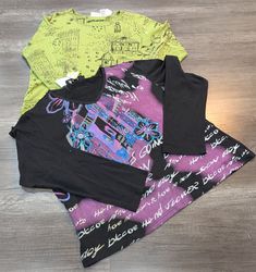 2057 - T-Shirt a Manica Lunga Stile Y2K