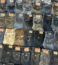 True Religion Frauen und Männer Jeans Bundle
