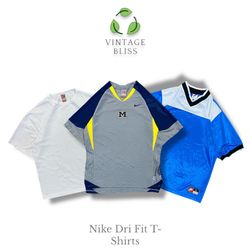 ナイキ Dri Fit Tシャツ