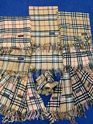 Écharpes Burberry premium couleurs beiges