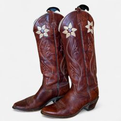 SA#385 Vintage branded cowboy boots corral with to..