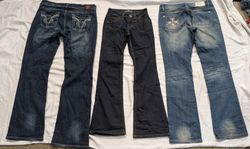 JEANS DE CONCEPTION ESTHÉTIQUE (MARQUE Inculoaded)..