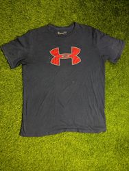 T-shirt under Armour